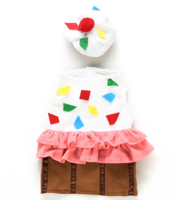 Pets.Love.Earth Delicious cake set (with hat)