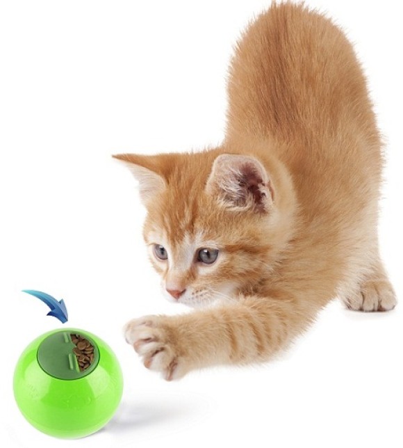 Pets.Love.Earth Interactive Treat Dispensing Toy